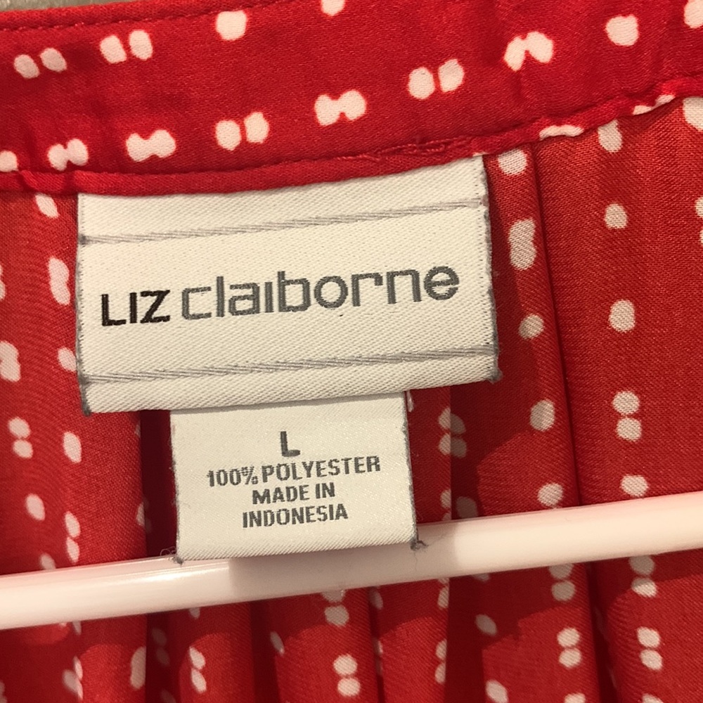 Red blouse - Picture 2 of 2